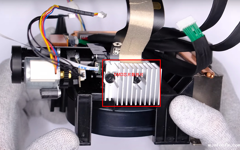 DMD芯片散热器