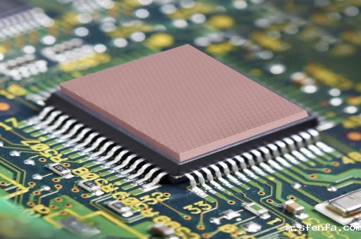 如何提升电子元件散热效果？导热硅胶片的作用以及用法