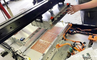 电子设备散热挑战与高导热凝胶方案